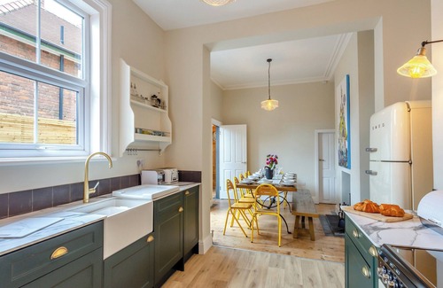 Scarborough Cottage | 5 bedroom accommodation in Scarborough