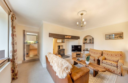 Stapleton Cottage | 5 bedroom accommodation in Blaenplwyf, near Aberystwyth