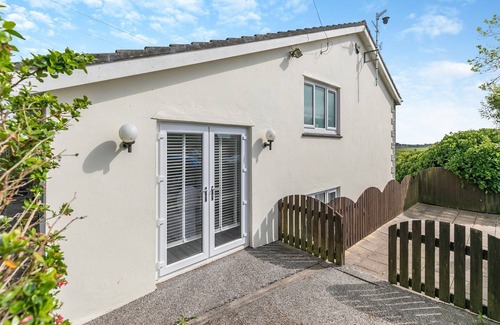 Mabe Cottage | 5 bedroom accommodation in Helston