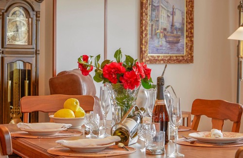 Carcacia House | 5 bedroom accommodation in Padrón