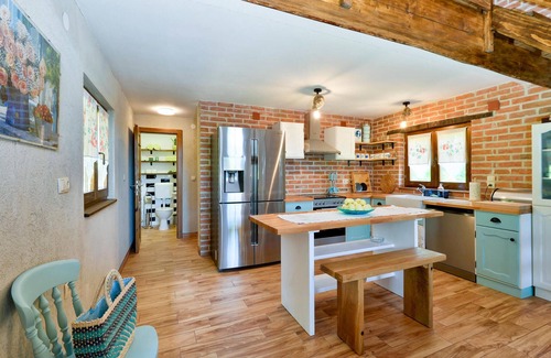 Mozenec House | 5 bedroom awesome home in Novi Marof