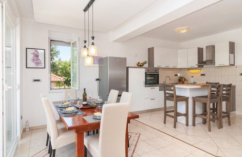 Dugopolje House | 5 bedroom cozy home in Dugopolje