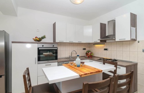 Dugopolje House | 5 bedroom cozy home in Dugopolje