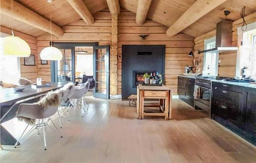 Tynset House | 5 Bedroom Gorgeous Home In Tynset