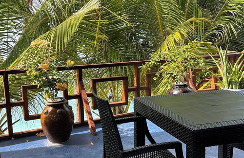 Kendhoo House | 5 bedroom hotel on Kendhoo Island, with AC, Wi-Fi, and peaceful surroundings.