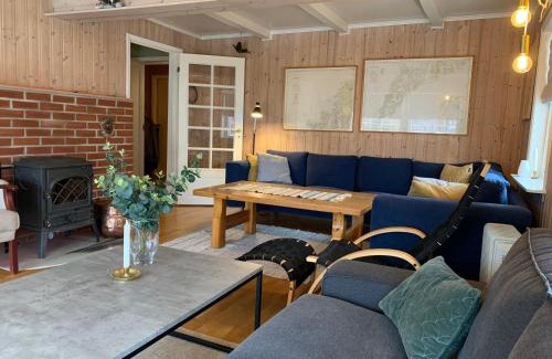 Ramberg House | 5-Bedroom House in Lofoten