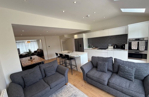 London Borough of Bromley House | 5 bedroom house in Orpington