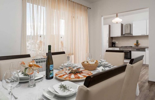 Crklada House | 5 bedroom lovely home in Vizinada