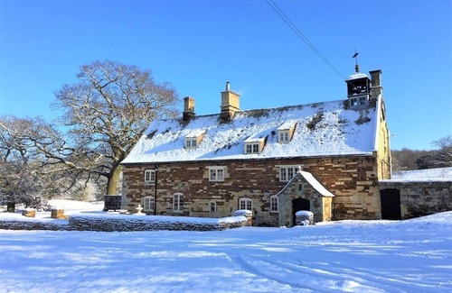 Croxton Kerrial Cottage | 5 bedroom Manor with idyllic countryside views