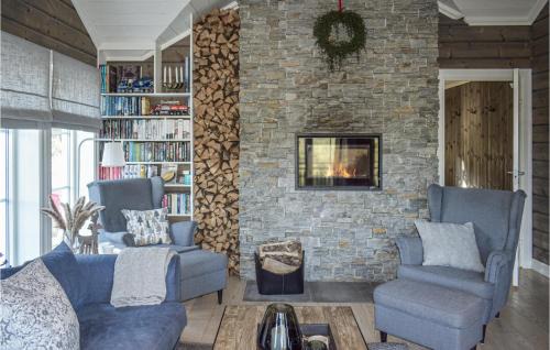 Kongsberg House | 5 Bedroom Stunning Home In Skollenborg