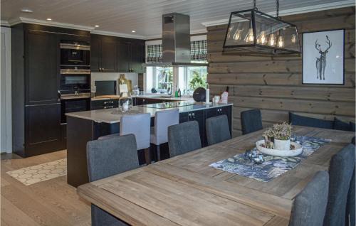 Kongsberg House | 5 Bedroom Stunning Home In Skollenborg