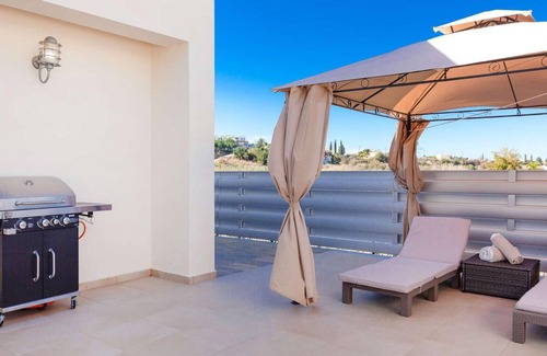 Prodromi Villa | 5 bedroom villa with games room and private pool
