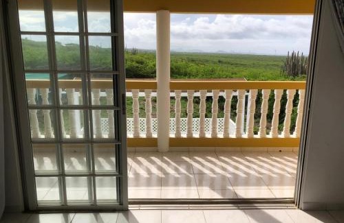 Grote Berg House | 5 Bedroom Villa with Swimming Pool in Curaçao
