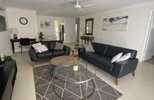 Warana House | 5 Bullando Street Warana QLD