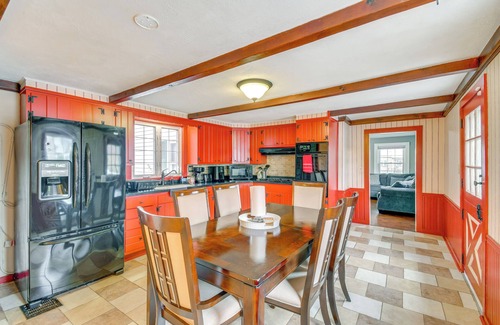 Mexico House | 5 Mi to Lake Ontario: Mexico Home w/Seasonal Pool