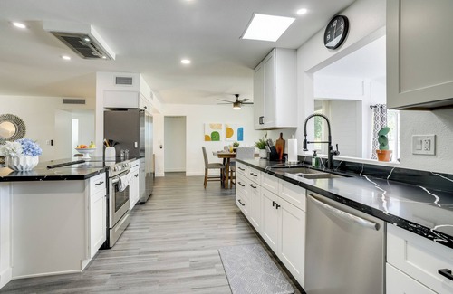 Sun City House | 5 Mi to State Farm Stadium: Sun City Retreat
