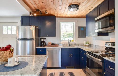 Truro House | 5 Min Drive to Fisher Beach and Pamet Harbor