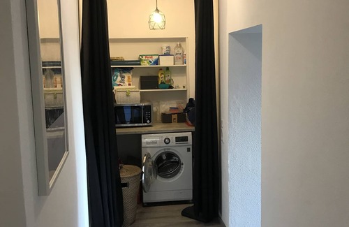 Mittelfeld Apartment | 5 min to HANNOVER MESSE PRETTY 2,5 ROOM APARTMENT