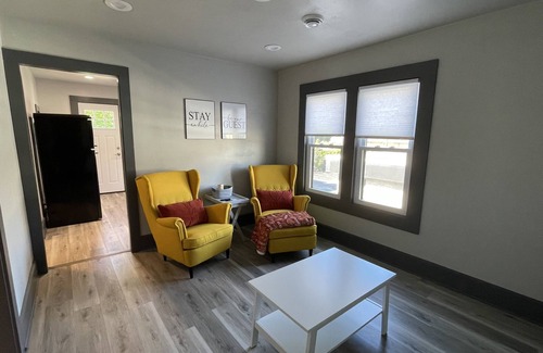 Historic Downtown Racine Apartment | 5 Minutes from Downtown Racine. Private deck, entrance, and driveway.