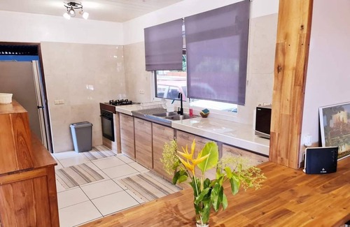 Moorea-Maiao House | 5 minutes from the dock and shops. Nice renovated house for families in Moorea