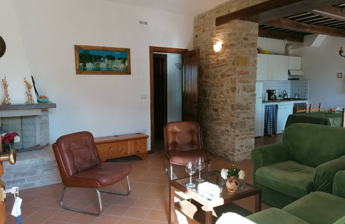 Fermo House | 5 minutes from the sea, panoramic terrace. the pomegranate borgocasalcristiana