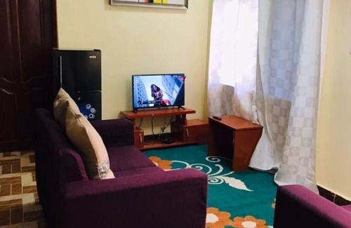 Mwanza Apartment | 5 minutes to town ! Isamilo, Two bedroomed furnished apartment!