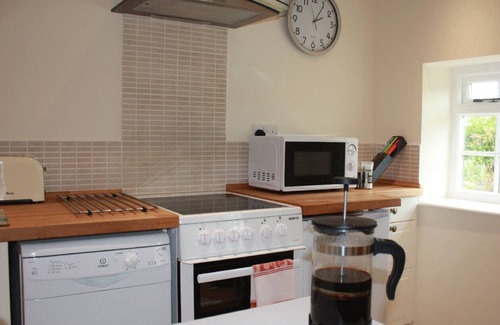 Ellastone Cottage | 5* PEAK DISTRICT COTTAGE NEAR ASHBOURNE & ALTON TOWERS