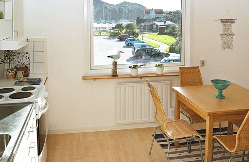 Ellos Apartment | 5 person holiday home in ELLÖS