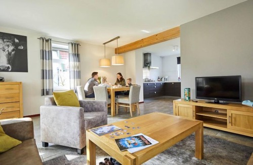 Roggel House | 5 persoons Comfort by Interhome