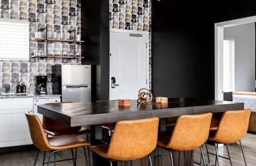 Maxwell Apartment | 5 Points Retreat in East Nashville - Walk to Restaurants, Bars & Music