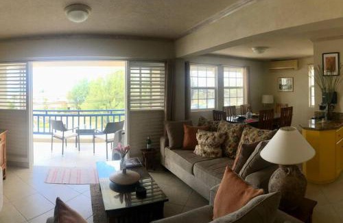 Silver Sands Apartment | 5 Seawinds