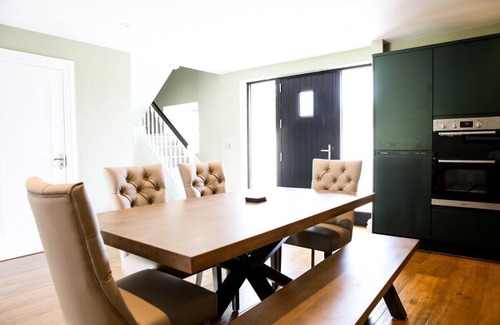 Nenagh Cottage | 5* Self Catering @ Bayly Fram