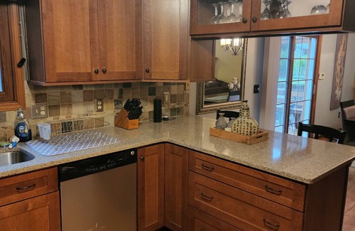Holt House | 5-Star 3 bedroom home with heated pool and hot tub! 10 minutes away from MSU