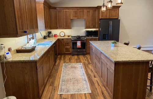 McAllister House | 5 Star - Golden Eagle Loft