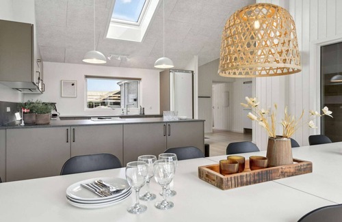 Mommark Strand House | 5 star holiday home in Sydals