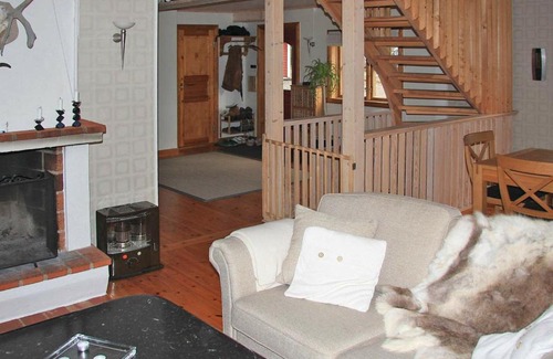 Eksjo Municipality House | 5 star holiday home in HULT