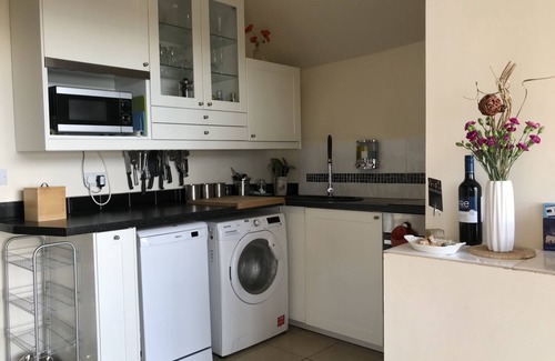 Barmouth House | 5 Star Luxury barn conversion overlooking the sea in North Wales (sleeps 2)