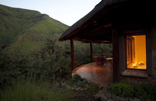 Leribe District Ski Chalet | 5 star luxury Chalet single room