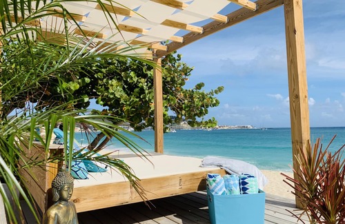 Simpson Bay Condo | 5 star luxury on the beach