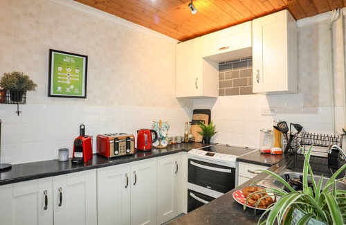 Gallt Y Foel House | 5 THOMAS STREET, family friendly, with a garden in Llanberis
