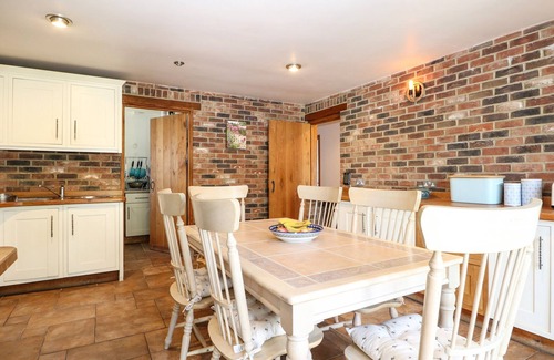 Pagham Cottage | 50 HARBOUR ROAD, pet friendly, with open fire in Pagham