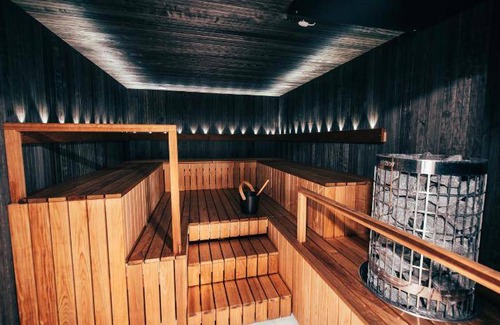 Keskinen District Hotel | 50 m² Hotel ∙ 127 guests