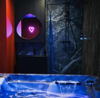 Tressin Apartment | 50 Nuances de Plaisir