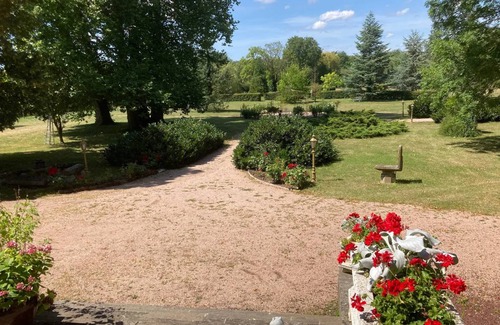Saint-Genes-du-Retz House | 500 m² House ∙ 6 bedrooms ∙ 15 guests