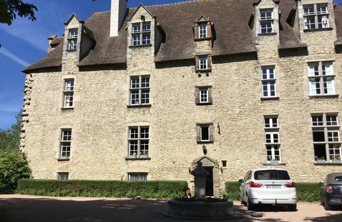 Saint-Genes-du-Retz House | 500 m² House ∙ 6 bedrooms ∙ 15 guests
