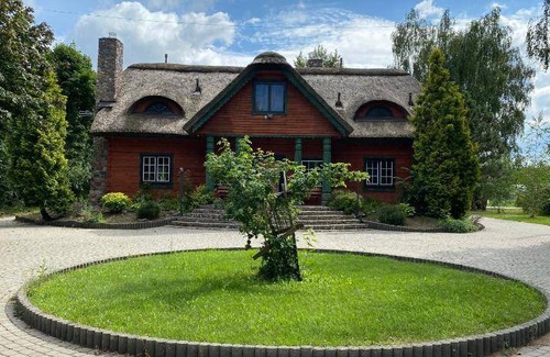 gmina Nowa Sucha House | 500 m² House ∙ 6 bedrooms ∙ 18 guests