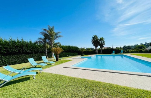 Cardielos House | 500 m² House ∙ 6 bedrooms ∙ 14 guests