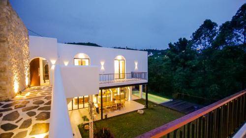 Ciburial Villa | 500 m² Villa ∙ 1 bedroom ∙ 16 guests