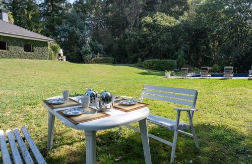 Urduliz Villa | 500 m² Villa ∙ 6 bedrooms ∙ 14 guests