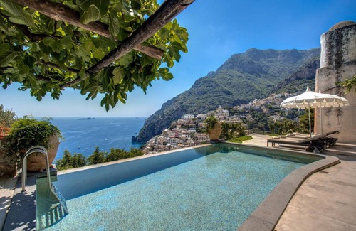 Montepertuso Villa | 500 m² Villa ∙ 8 bedrooms ∙ 20 guests